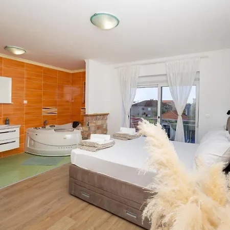 Holiday home In Kastel Luksic With Sauna *